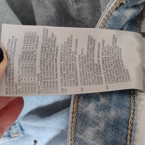 NYDJ Teresa Light Blue Wide Leg Frayed Comfy Denim Lift Tuck Technology Jeans - Picture 13 of 16